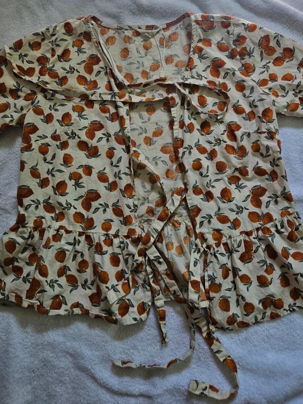 SIM & SAM front tie short sleeve top XS